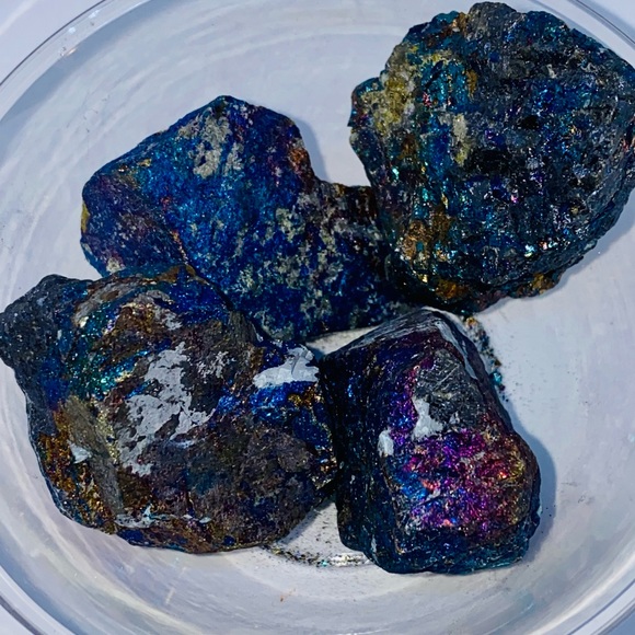 Chalcopyrite crystal - Picture 3 of 3